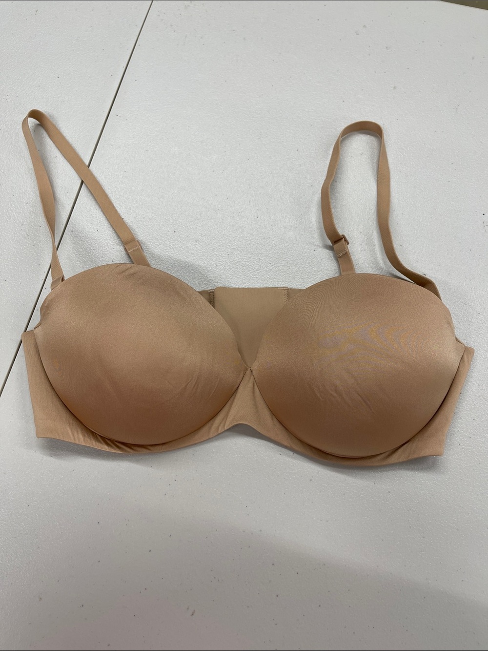 SKIMS Ultimate Strapless Push-Up Bra size 40B NWOT